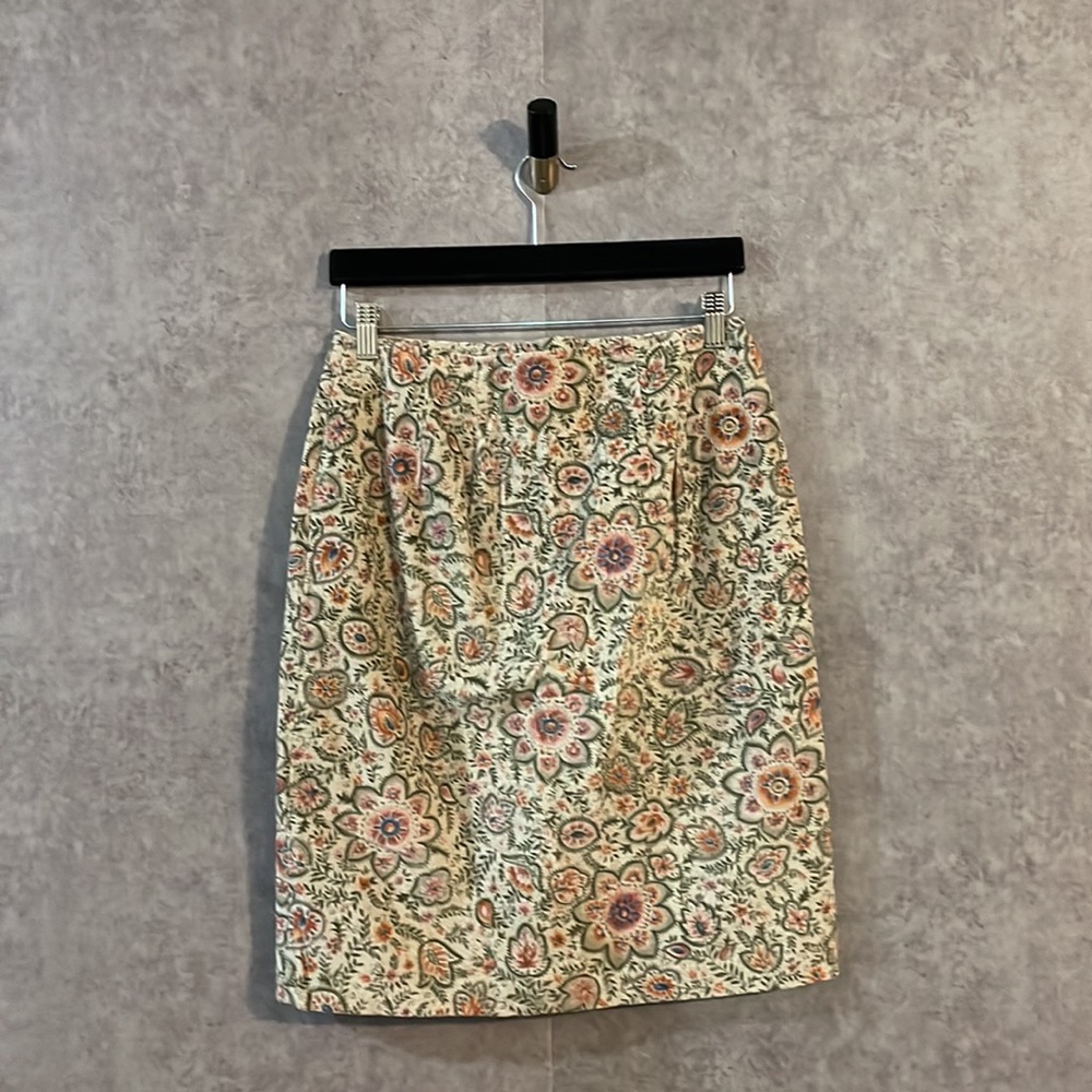 Talbots Cotton Vintage Tan Floral Knee Length Skirt with Slit Corduroy Blush - Picture 7 of 7